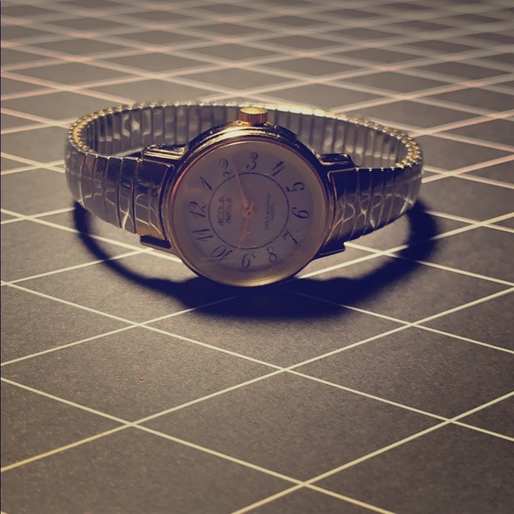 Acqua watch for womans - Picture 1 of 4